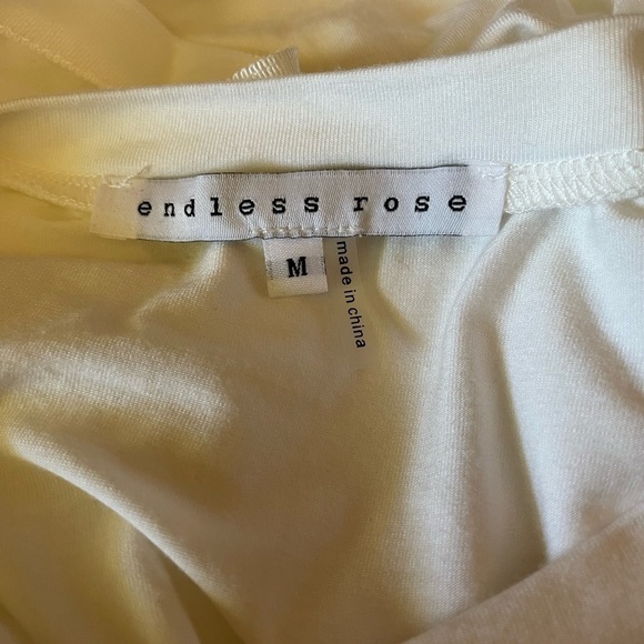 Endless Rose top with organza sleeves - Picture 4 of 5